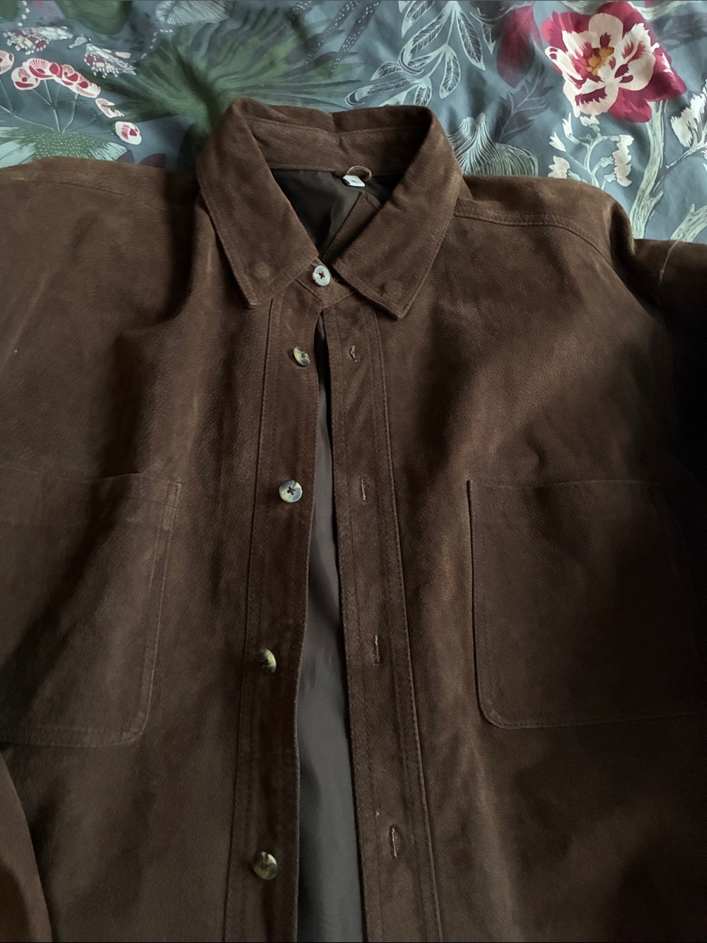 Men's Brown Suede Jacket - Classic Shirt-Style Coat - Picture 5 of 7
